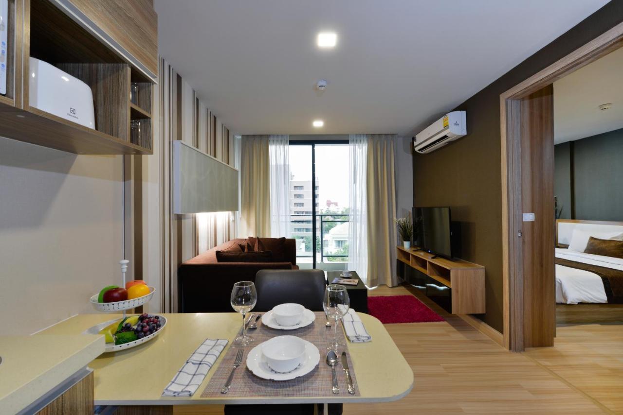 Ramada By Wyndham Bangkok Ten Ekamai Residences Ngoại thất bức ảnh