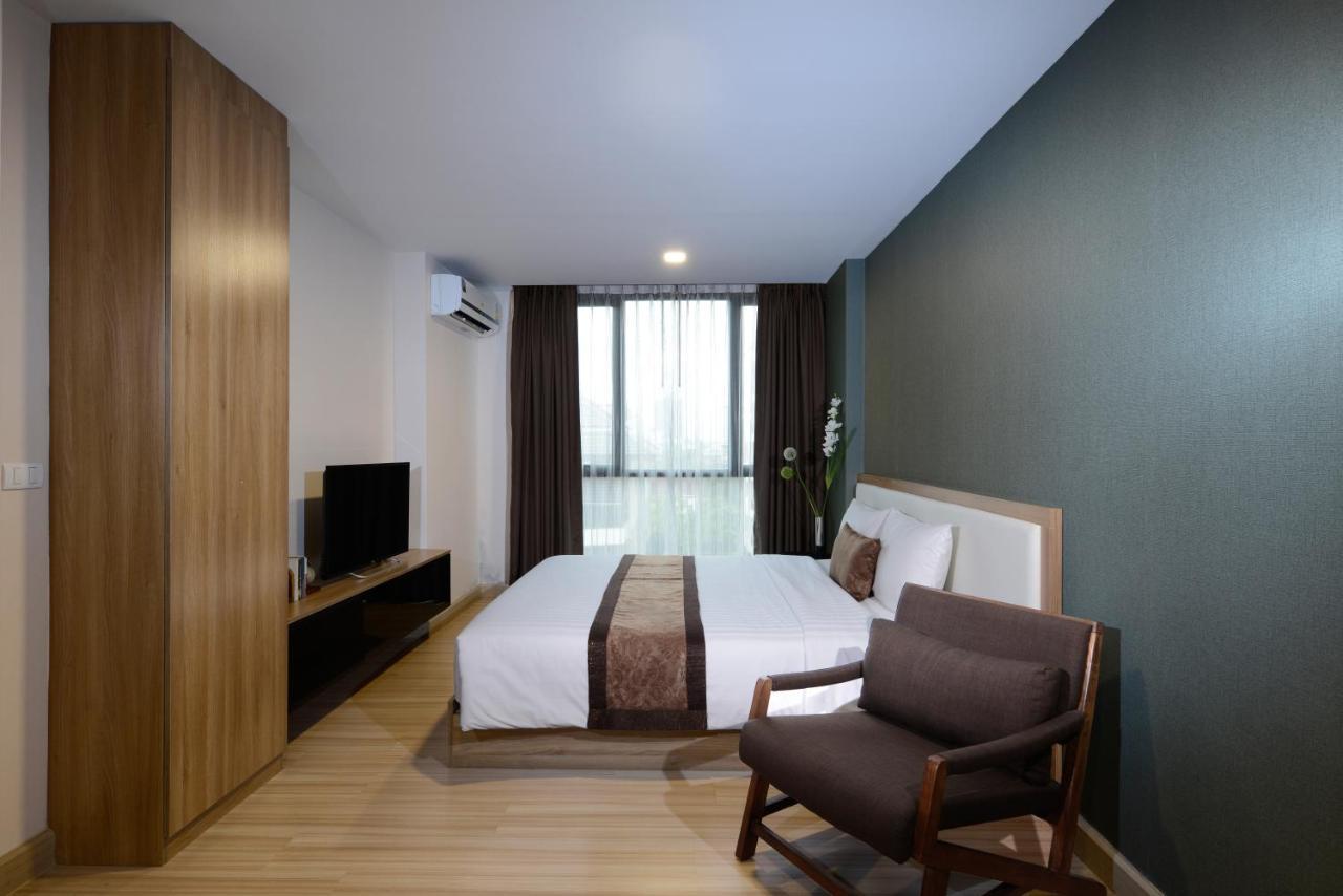 Ramada By Wyndham Bangkok Ten Ekamai Residences Ngoại thất bức ảnh