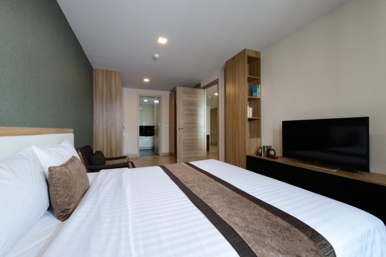 Ramada By Wyndham Bangkok Ten Ekamai Residences Ngoại thất bức ảnh