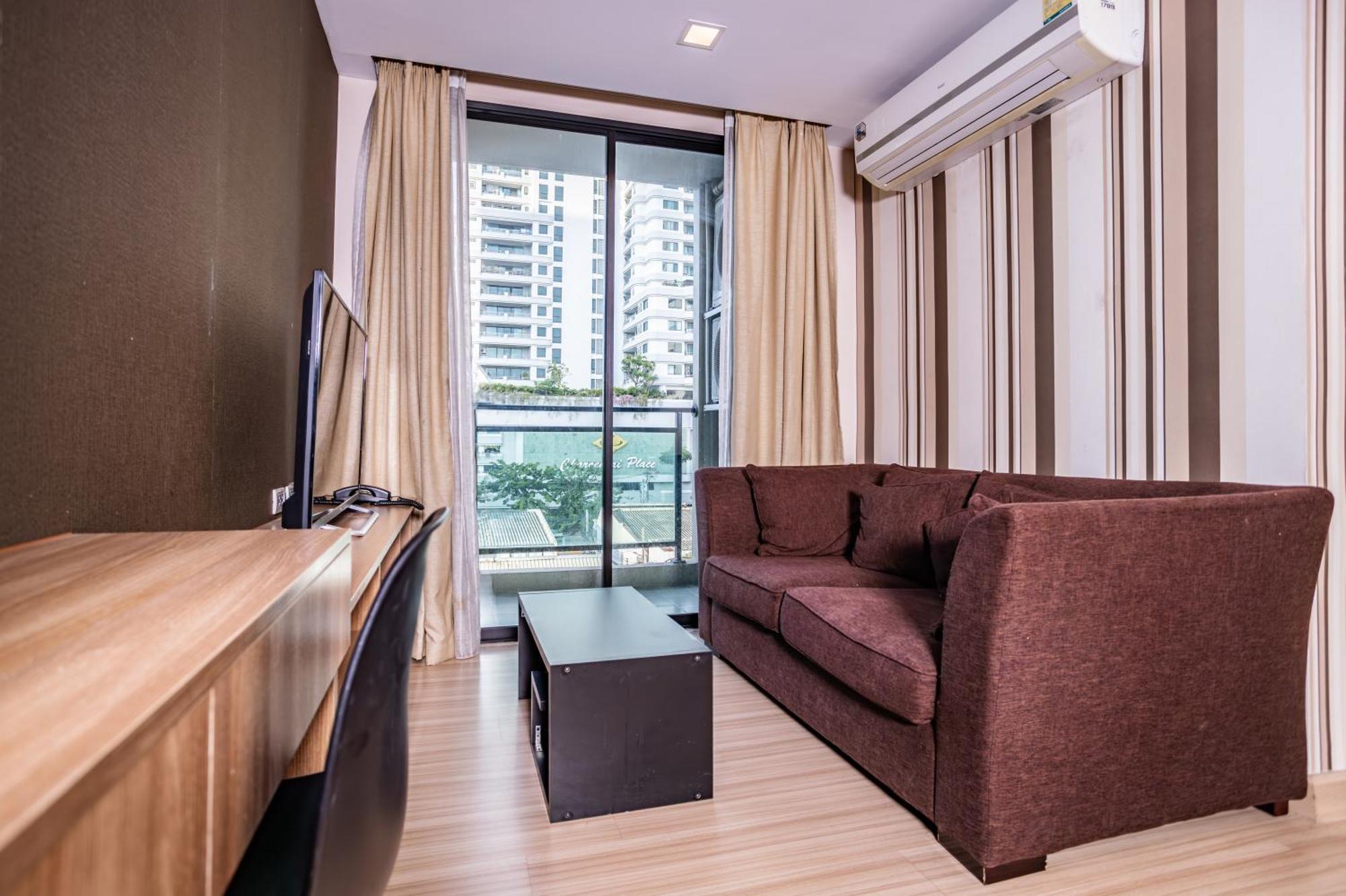 Ramada By Wyndham Bangkok Ten Ekamai Residences Ngoại thất bức ảnh
